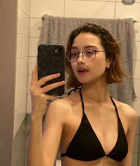 Alexiasav アートポルノスター アーカイブ