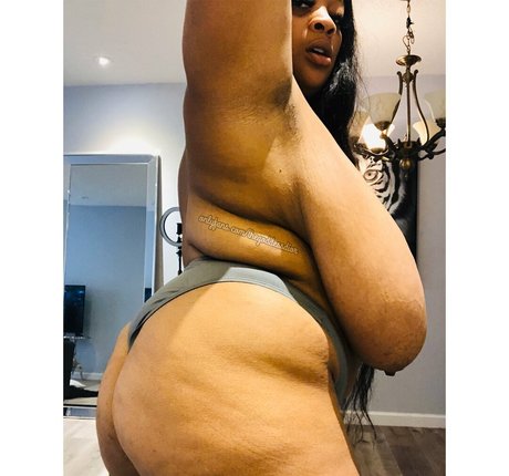 thegoddessdior ポルノモデル アーカイブ