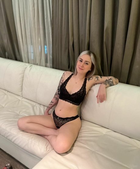 Daphne Palumbo ヌードのポルノスター 画像