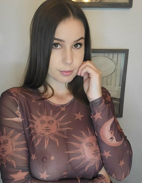 thisbishhh ヌードのポルノスター 写真