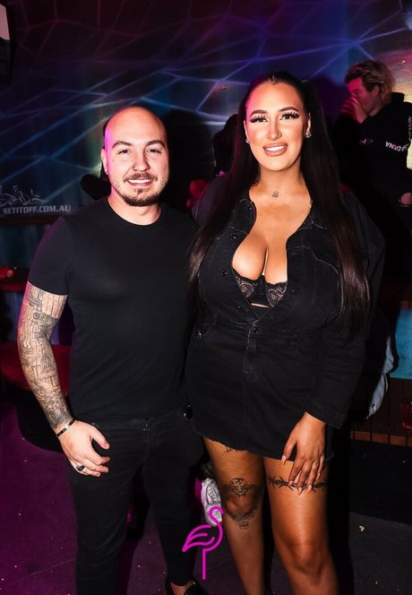 DMV オンリーファン 美しいポルノ ギャラリー