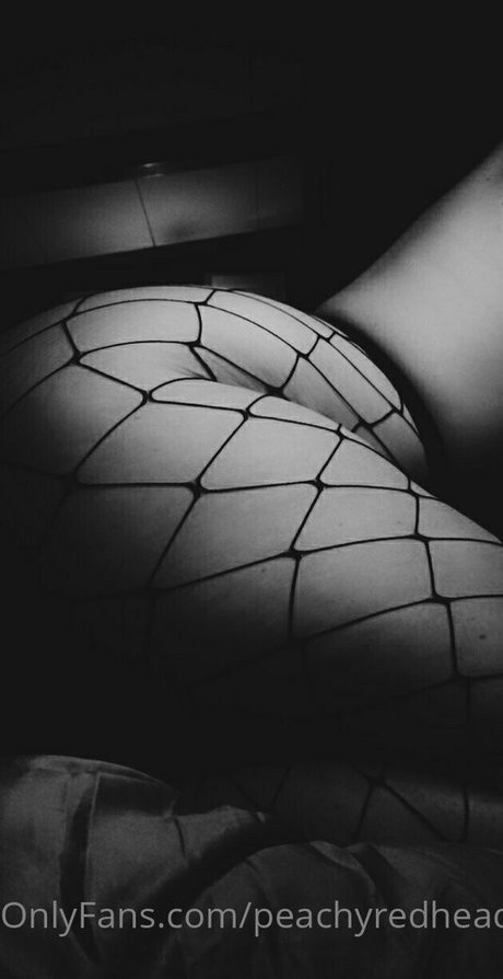 巨乳のマンコOnlyFans 美しいヌード 画像