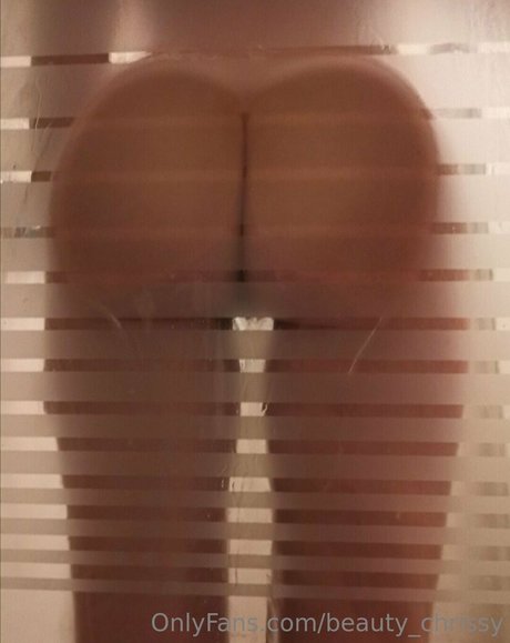 美しい足 OnlyFans ヌード 写真