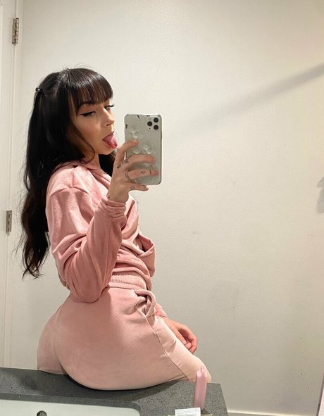 lilemmajade ポルノスター 写真