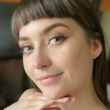 Domino Faye アダルト女優 写真