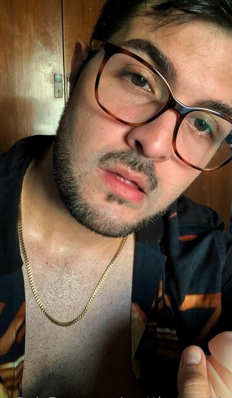 アジアンシャワー OnlyFans 無料ヌード 画像