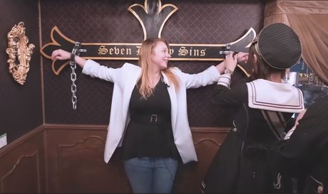 Sydney Poniewaz ポルノスター ホット 写真