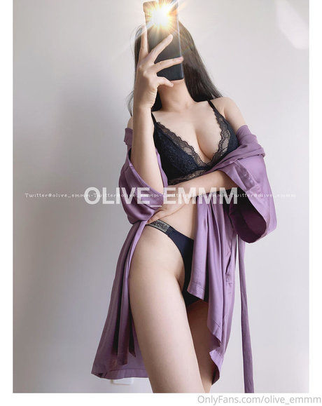 olive emmm アートモデル 写真