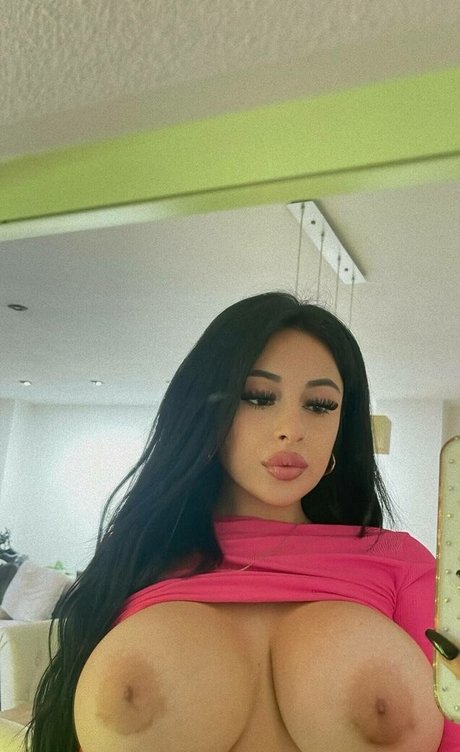 Emi Becerra ポルノスター 素敵 写真