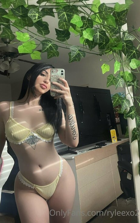 ryleexo2 高品質のポルノスター 画像