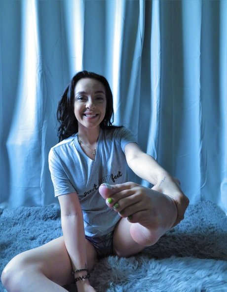 mfyt liyahjane セックス女優 ギャラリー