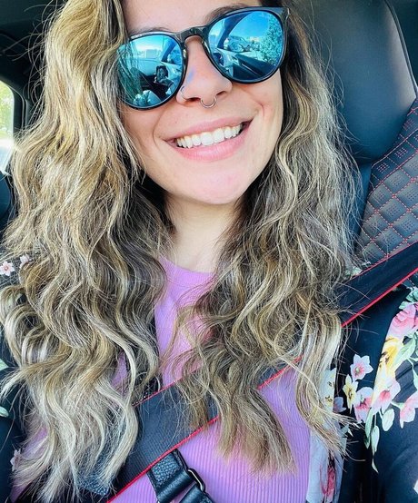 Fitfissy アート女優 画像