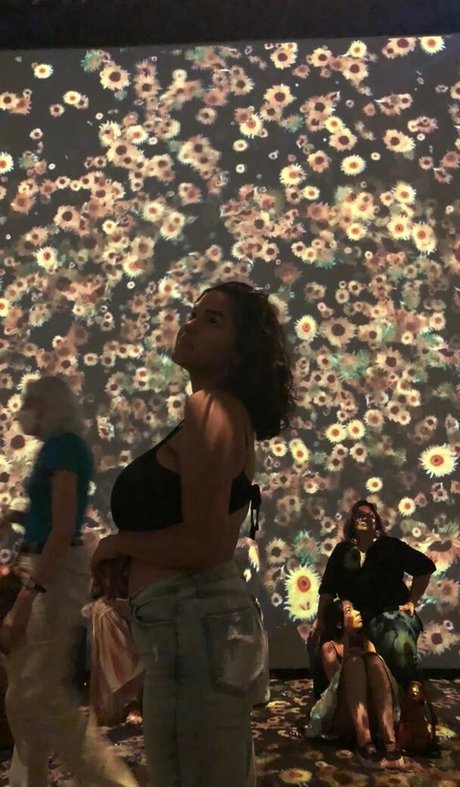 Alice M アート女優 写真