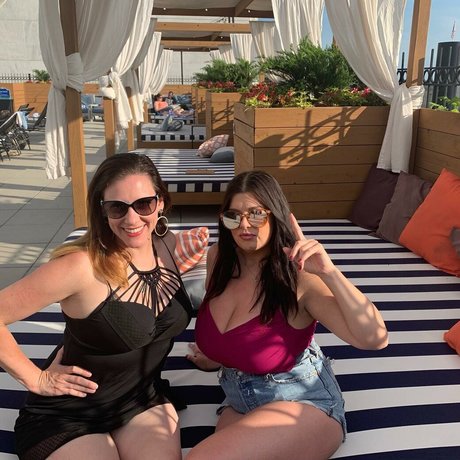 Terrisa Bukovinac 美しいモデル 写真