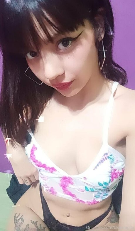 blommpita 完璧なポルノスター ギャラリー