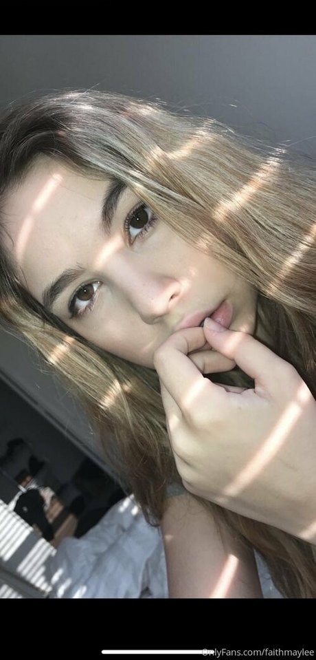 asmr ナース onlyfans セクシーヌード 写真