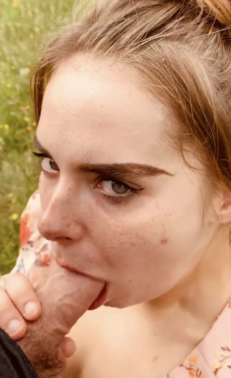 lolalxoxoxo トップポルノスター 写真