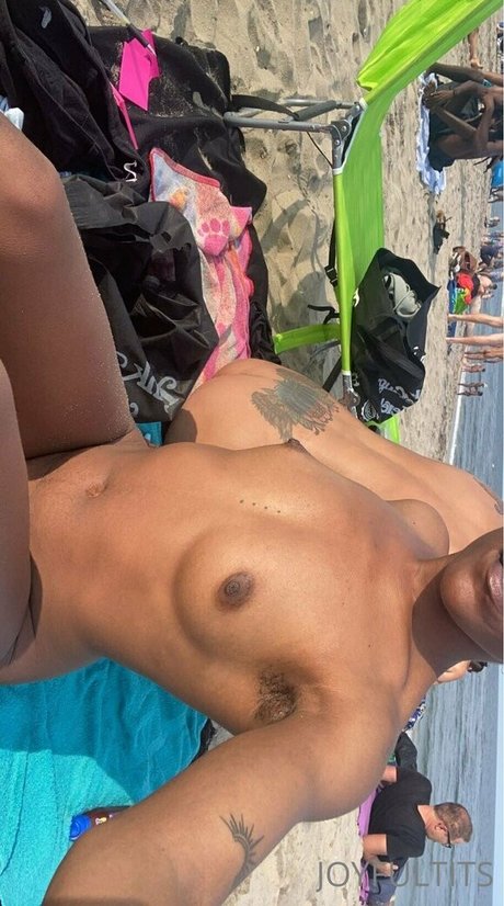 joyfultits 最高のモデル 画像