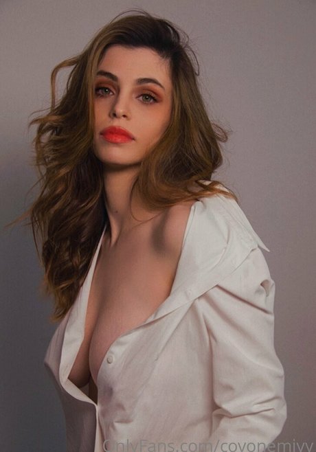 covonemiyy 裸のスター アーカイブ