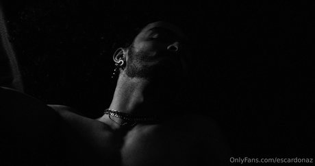 美しい足 OnlyFans アートxxx ギャラリー