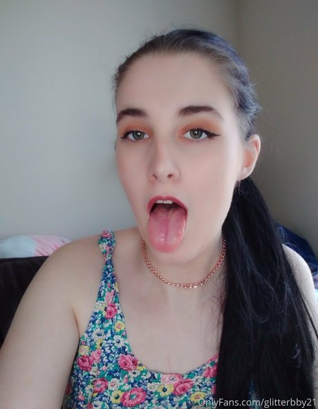 glitterbby21 美しいポルノスター 写真