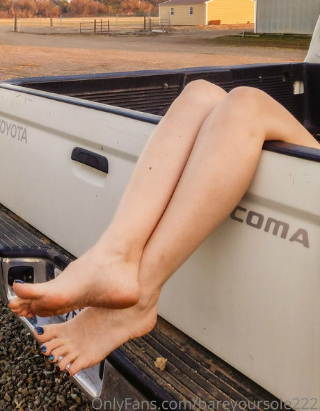 bareyoursole222 セックススター 写真