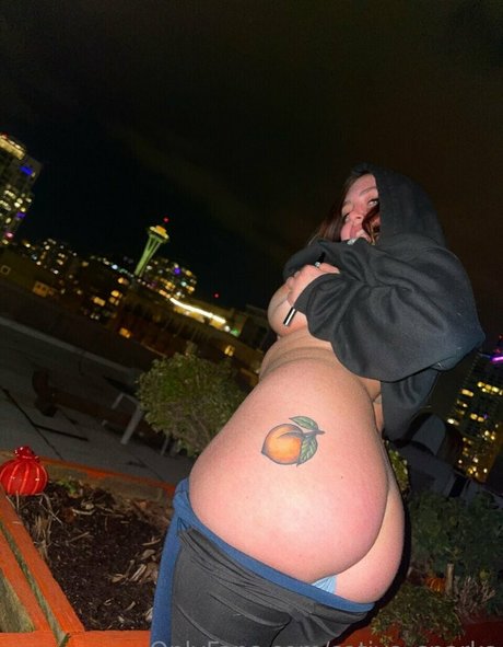 Sativa Sparks 完璧な女優 写真