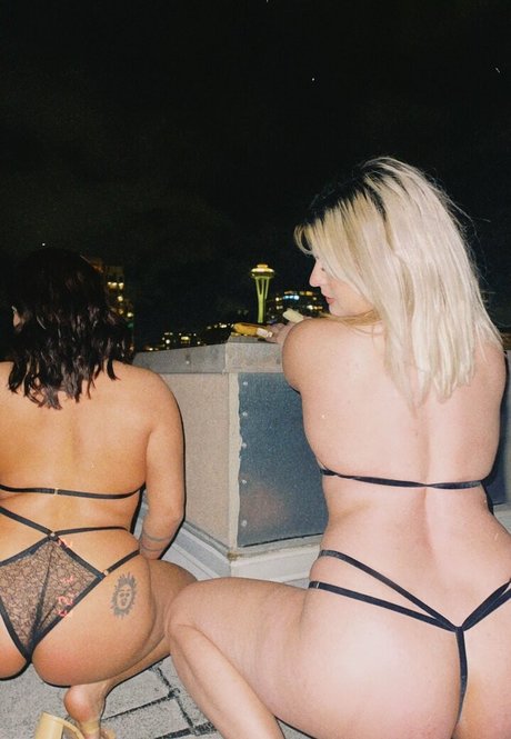 Sativa Sparks スター ヌード 画像