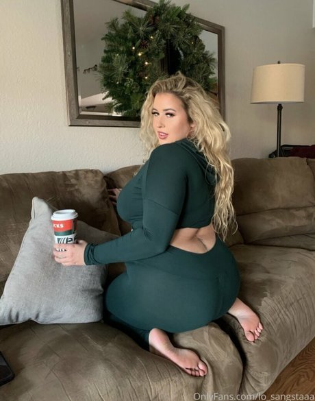 Lo Sangstaaa セックスモデル 写真