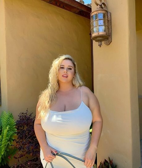 Lo Sangstaaa ポルノスター 写真