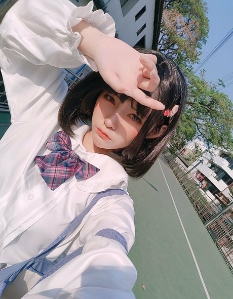 黒檀の小人OnlyFans ヌード 画像