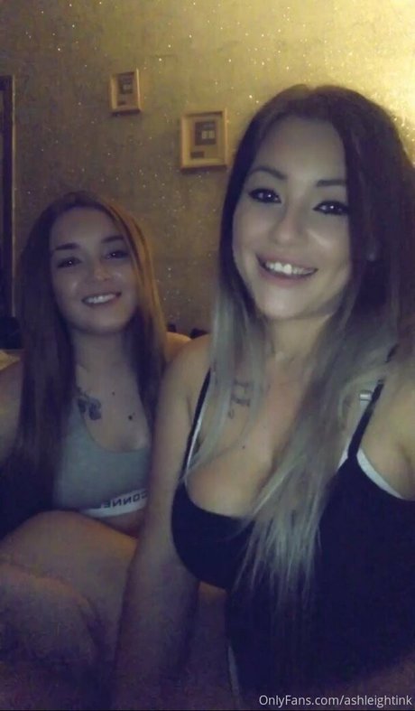 ashleightink ポルノスター ホット 画像