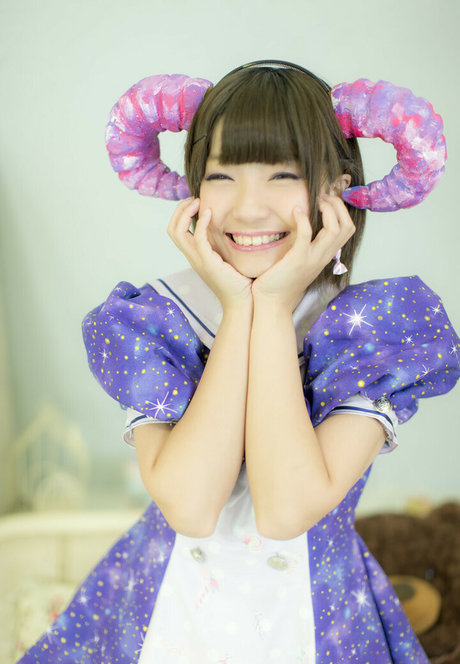 公共の場での猫のOnlyFans 無料裸 画像