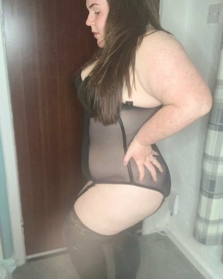 曲線美の裸OnlyFans 無料裸 写真