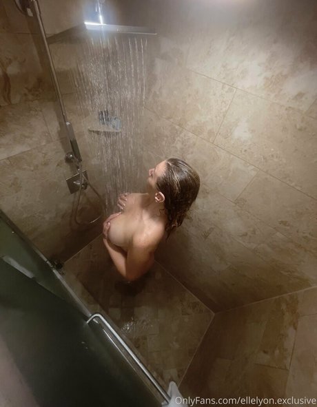 ellelyon exclusive 素敵なスター 写真