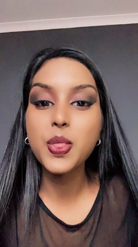 女子高生OnlyFans ポルノ 写真