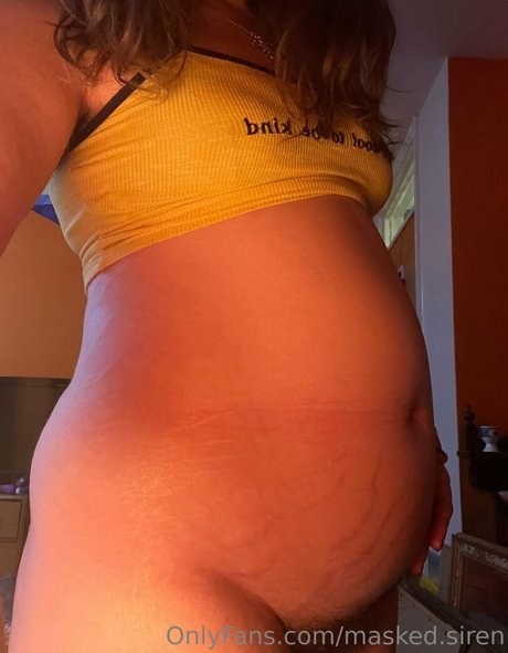 masked siren ポルノスター アダルト 写真