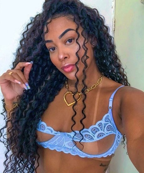 Cynthya Cybelle xxxスター 写真