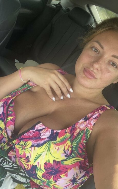 Darya Savran 高品質女優 写真