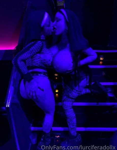 lurciferadollx アダルトモデル ギャラリー