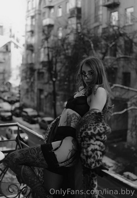 lina bby 素敵なモデル ギャラリー