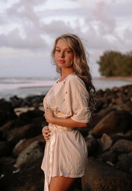 freyaannerayy 高品質女優 アーカイブ