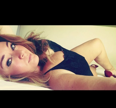 イタリア人熟女OnlyFans 無料セクシー 写真