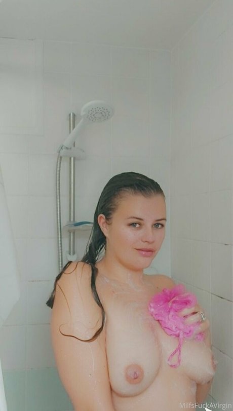 milfsfuckavirgin ポルノスター トップ 写真