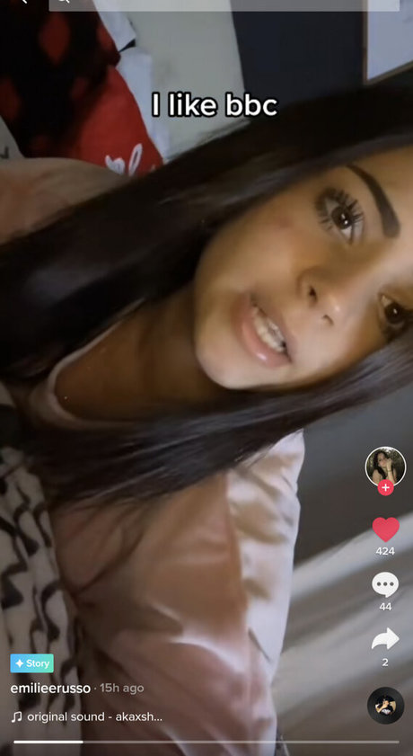 Emiliee Russo ポルノスター 素敵 画像