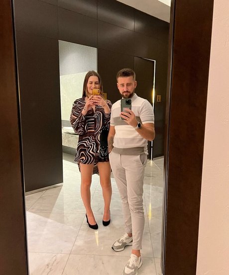 Britishmeghanspice アートポルノスター 画像