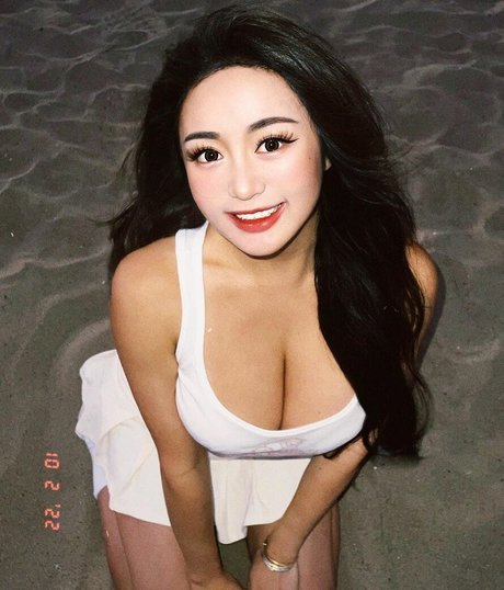 妊娠中のプリンセスOnlyFans 美しいヌード 写真