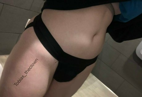 tobias theclown アートモデル ギャラリー