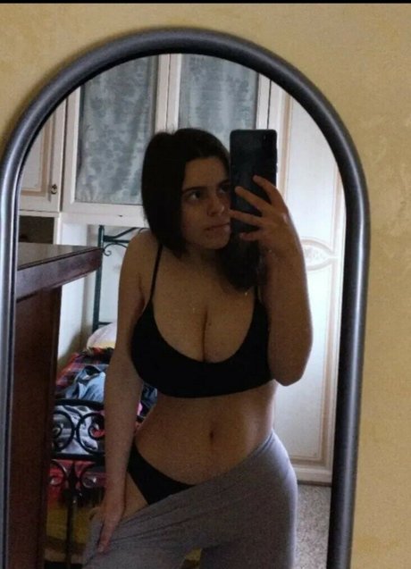 Alessia Ancler ホットなポルノスター 写真