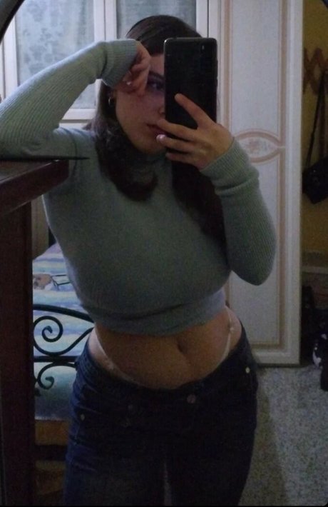 Alessia Ancler 独占スター 写真